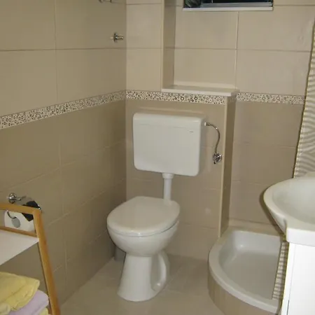Josko Apartman Apartment Podgora