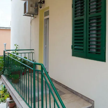 Josko Apartman Apartment Podgora