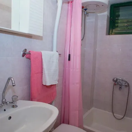 Josko Apartman Apartment Podgora